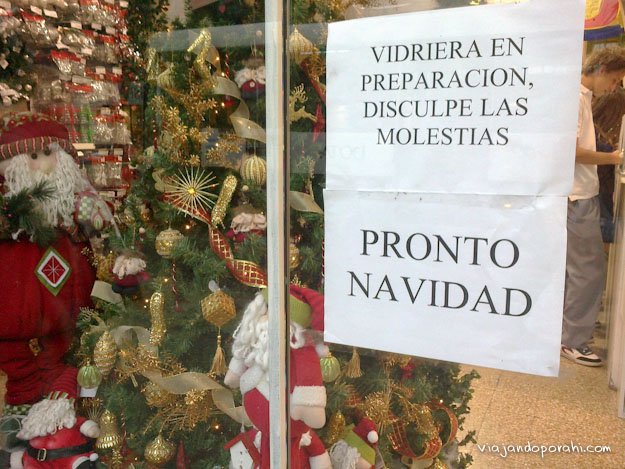 carteles-divertidos-bizarros-2